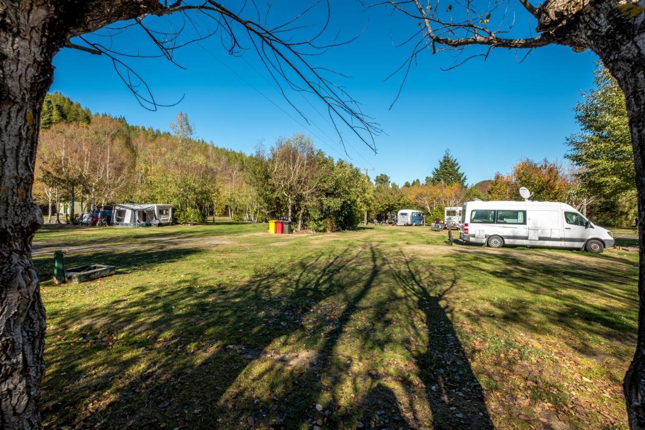 Alpine Adventure Holiday Park Ханмер-Спрингс Экстерьер фото